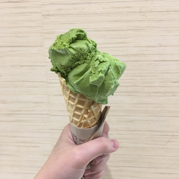 Meet your Posher, Maggie - Picture 1 of 1